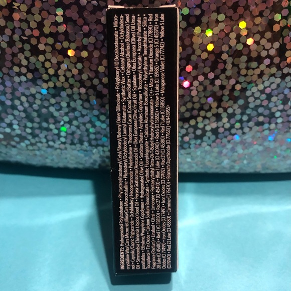 BNIB! Bobbi Brown Nourishing Lip Color in CLARET ๐ - Picture 6 of 6